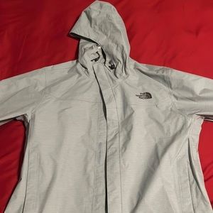 Medium North Face Hyvent 2.5L Windbreaker/Jacket